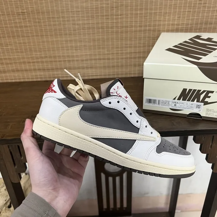Jordan · Sneaker