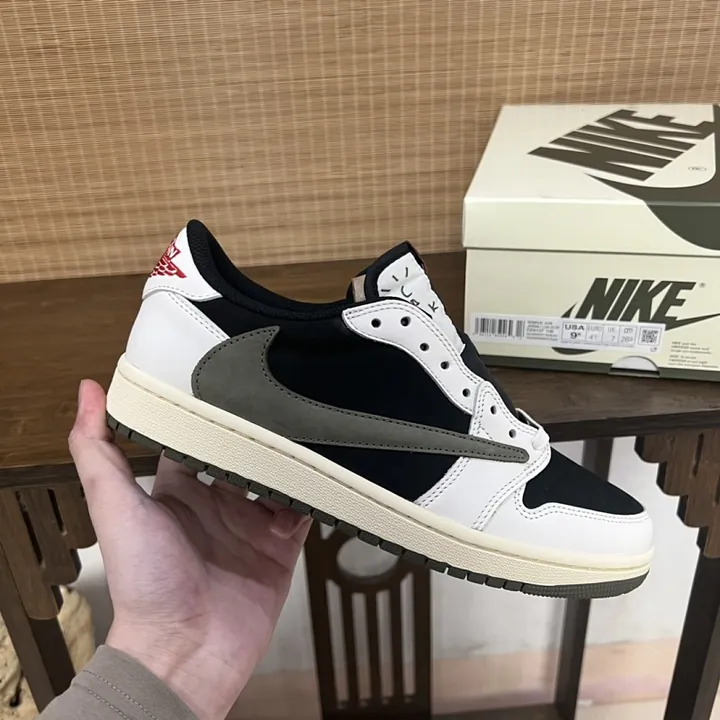 Jordan · Sneaker