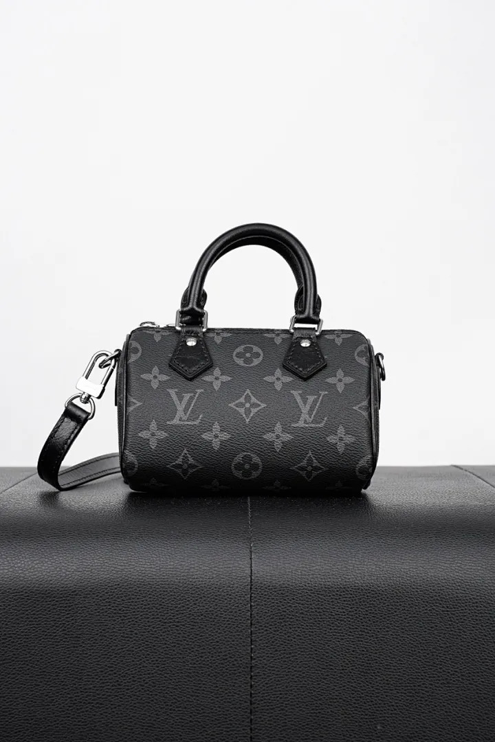 Louis Vuitton · Bolso con asa