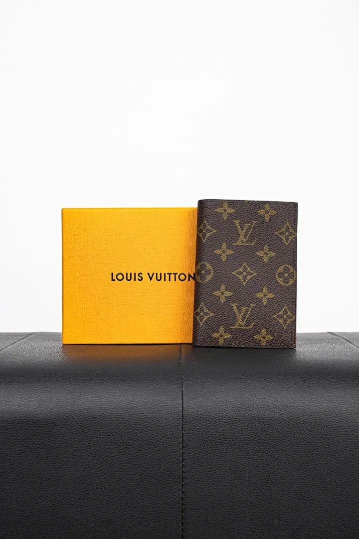 Louis Vuitton · Cartera