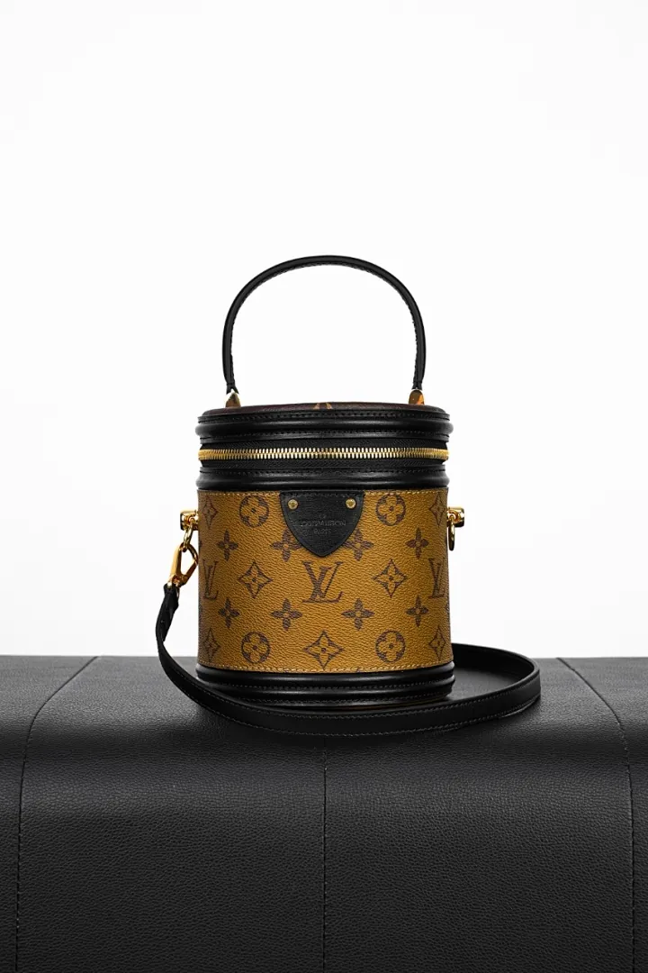 Louis Vuitton · Bolso con asa