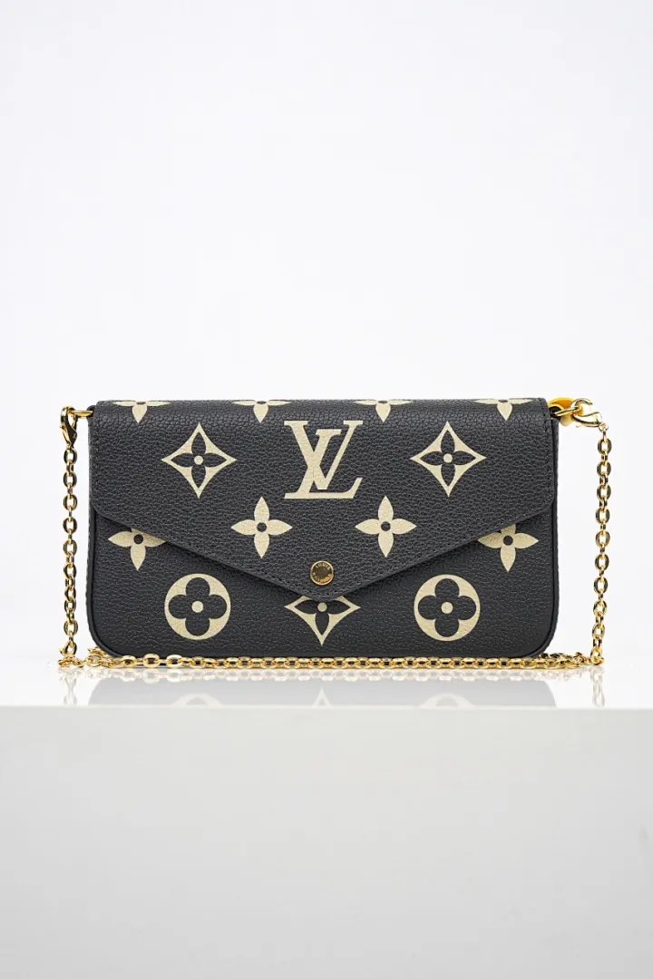Louis Vuitton · Pochette