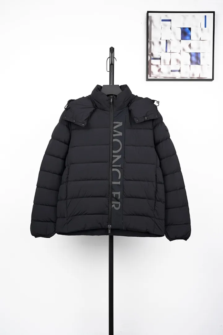 Moncler · Plumífero