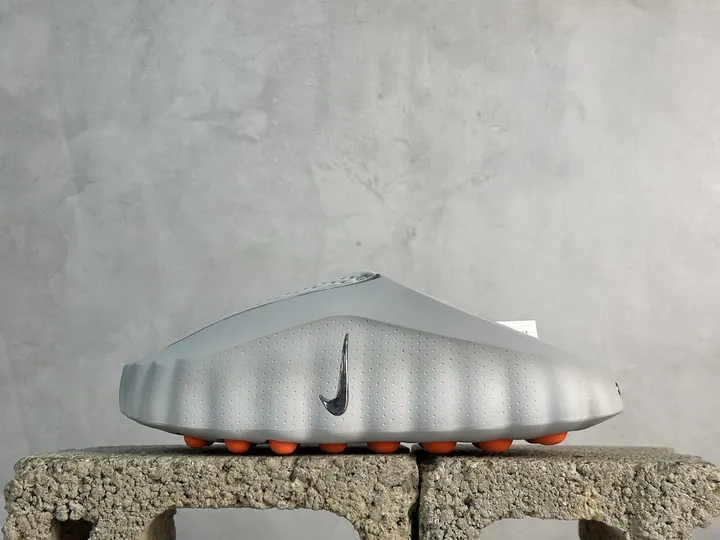 Nike · Sneaker