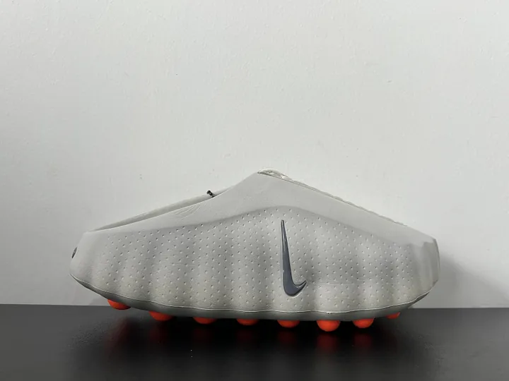 Nike · Sneaker